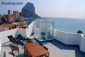 Ático Calpe primera línea de playa - Image 1