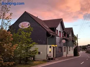 Gasthaus und Hotel Peterhänsel - Image 1