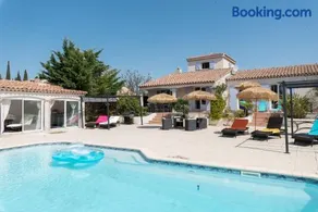 Superbe villa avec piscine chauffée à deux pas de la mer, des Calanques et de Cassis - Image 2