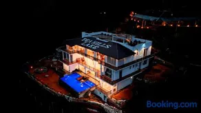 Tea Hills Lake - Image 1