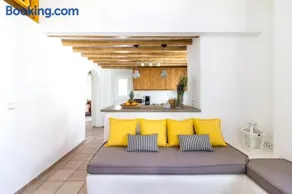 Pineapple House Mykonos - Image 2
