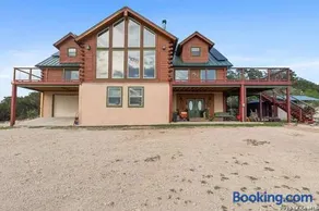 The Walpole Lodge - Image 1