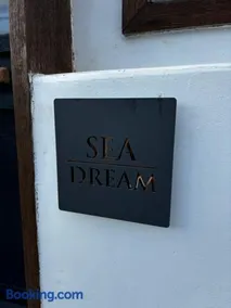 Sea Dream 42ft Beautiful 2 bedroom boat - Image 4