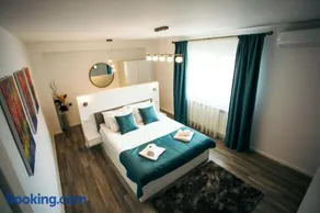 Briana Luxury Apartment - Image 2
