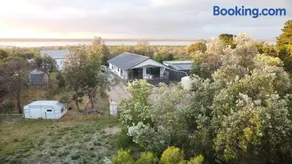 PIECE OF PARADISE, huge 4 bedroom haven - Image 3