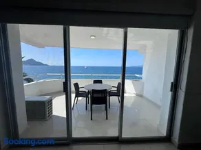 INCREIBLE DEPARTAMENTO A PIE DE PLAYA EN MANZANILLO, COMPLETAMENTE NUEVO - Image 2