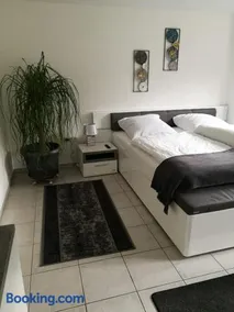 Ferienwohnung "Vier Pfoten" in Korbach - Image 1
