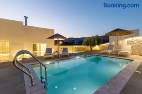 Villa Heated Private Pool & BBQ by ILIOS Georgioupoli - Image 1