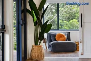 BUNGALOW1six - Image 3