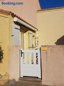 Petit pavillon St Pierre - Image 2