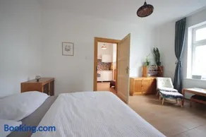 Gallery Apartment - Image 1