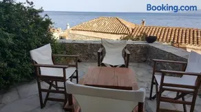 Athina Guesthouse - Image 5