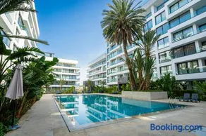 Appartement luxueux avec piscine - Malabata Hills - Proche de la plage et du célèbre parc Villa Harris - AC, WIFI, IPTV - Image 1