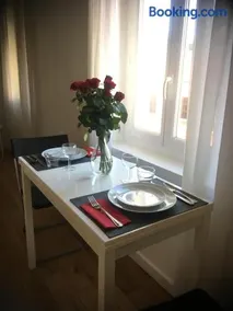 Charme Méditerranéen Votre pied à terre au Cœur du Port de Nice - Image 3