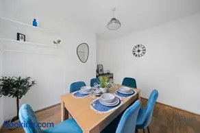 St Albans - 3 bedroom with FREE parking - Image 3