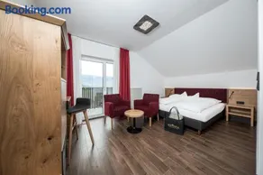 Hotel Landgasthof Weingut Seeperle - Image 5