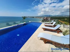 Mar Azul Seaside Suite - Image 3