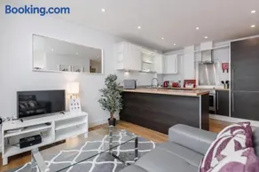 Roomspace Serviced Apartments - Abbot's Yard - Image 5