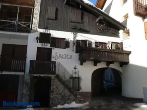 Chalet Sheila - Image 1