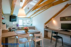 Apartment Atticus - Image 2