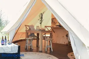 Smuk Grutte Bell Tent nabij het water in Friesland - Image 2