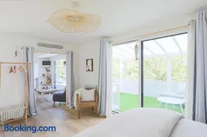 lodge avec vue sur la rivière - Image 2