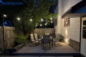 Mins to State Fair & AmFam Field |Sleeps 12|4BR + Parking - Image 1