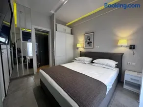 Athens Stay 50 Dual Private Suites Dual Baths - Image 2