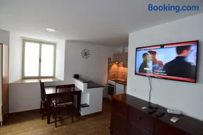 Apartment Bea with FREE BIKE and BIKE STORAGE - Image 2