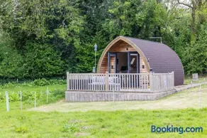 Ashberry Glamping Pod - Image 2