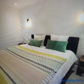 Superb fully renovated apartment in La Croix-Valmer - Image 3