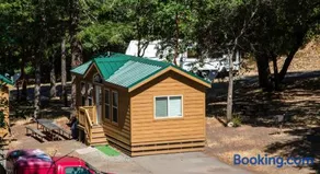 Russian River Camping Resort Cottage 7 - Image 1