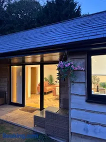 Little C0pse Barn - Image 3