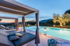 LOSE THE WORLD. FIND YOURSELF. VILLA DUEMANI, 8 BEDROOMS, PANORAMIC POOL & SPA - Image 3
