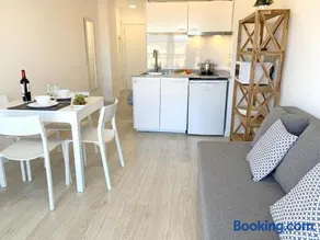 Apartamento con magníficas vistas -WIFI- Aire Acondicionado - Image 4