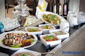 Willow Hotel Restaurant - Image 1