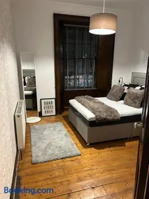 Number 30 Crossgate - Image 2