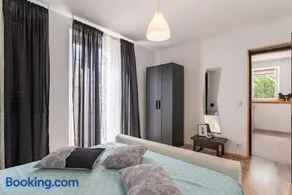 Apartment Paola with private Pool - Image 3
