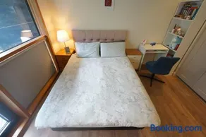 1-bedroom business hub easy life - Image 5