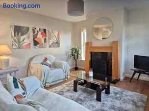 Beautiful Spacious 4-Bedroom House in Louisburgh - Image 3