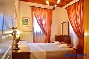 Kladas Family House - Image 3