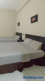 Hotel Paris - Image 2
