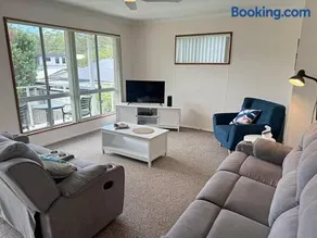 Holiday Haven @ North Haven - club, river, beach - Image 1