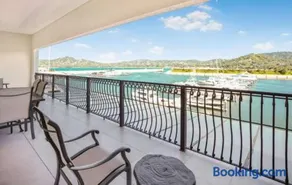 Luxury Marina Suite 2BR - Image 3