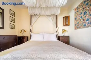 Elena's Athenian Penthouse - Image 3