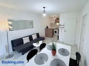 T2 Pineuilh avec parking privé - Image 3