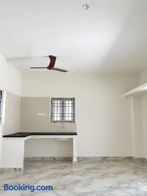 Private Homestay in medavakkam - Image 2