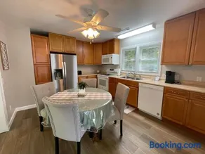 Deer Run Creek Cottage - Image 4