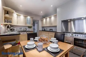 Number 12 Yorkshire Holiday House - Image 1