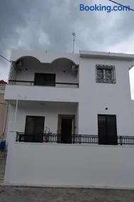 Art House by Helen in Soroni Rhodes - Image 2